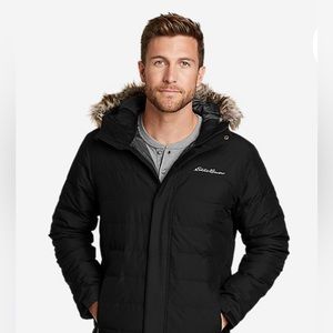 Mens Small Eddie Bauer black puffer jacket with fur hood